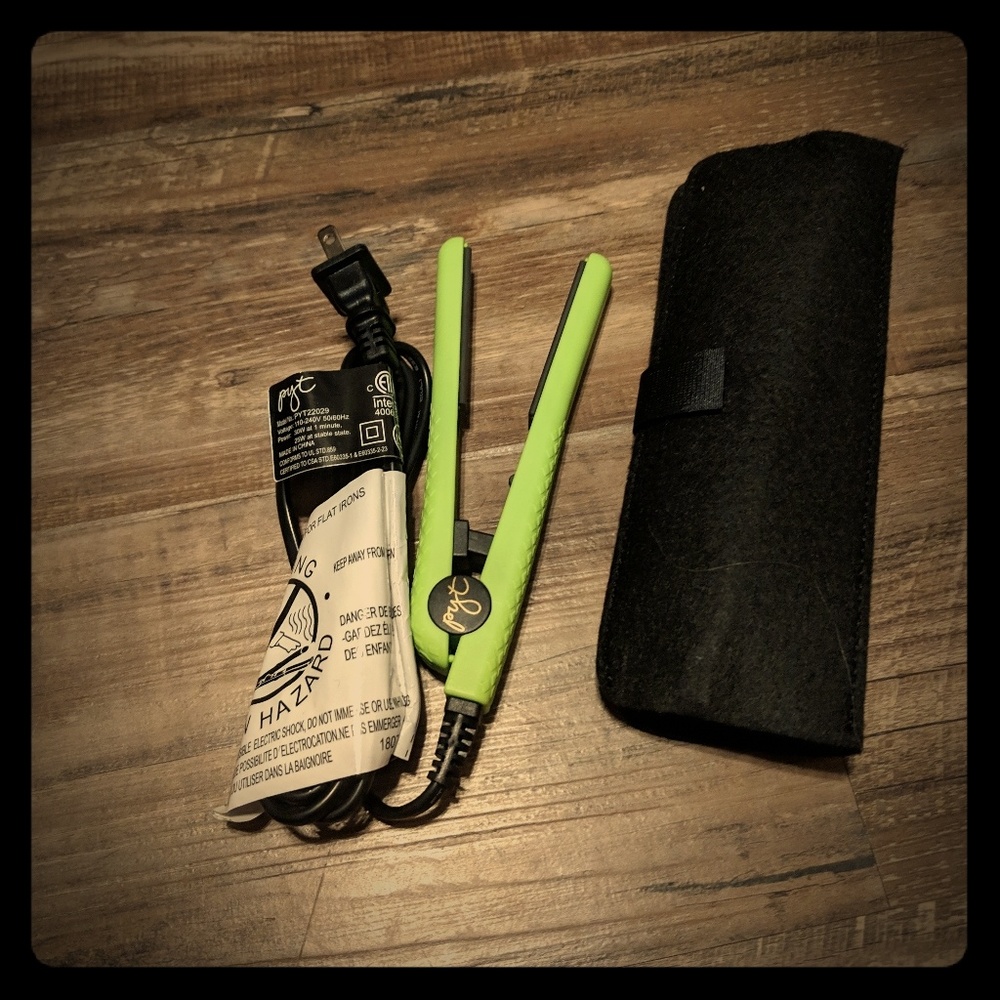 PYT mini straightener